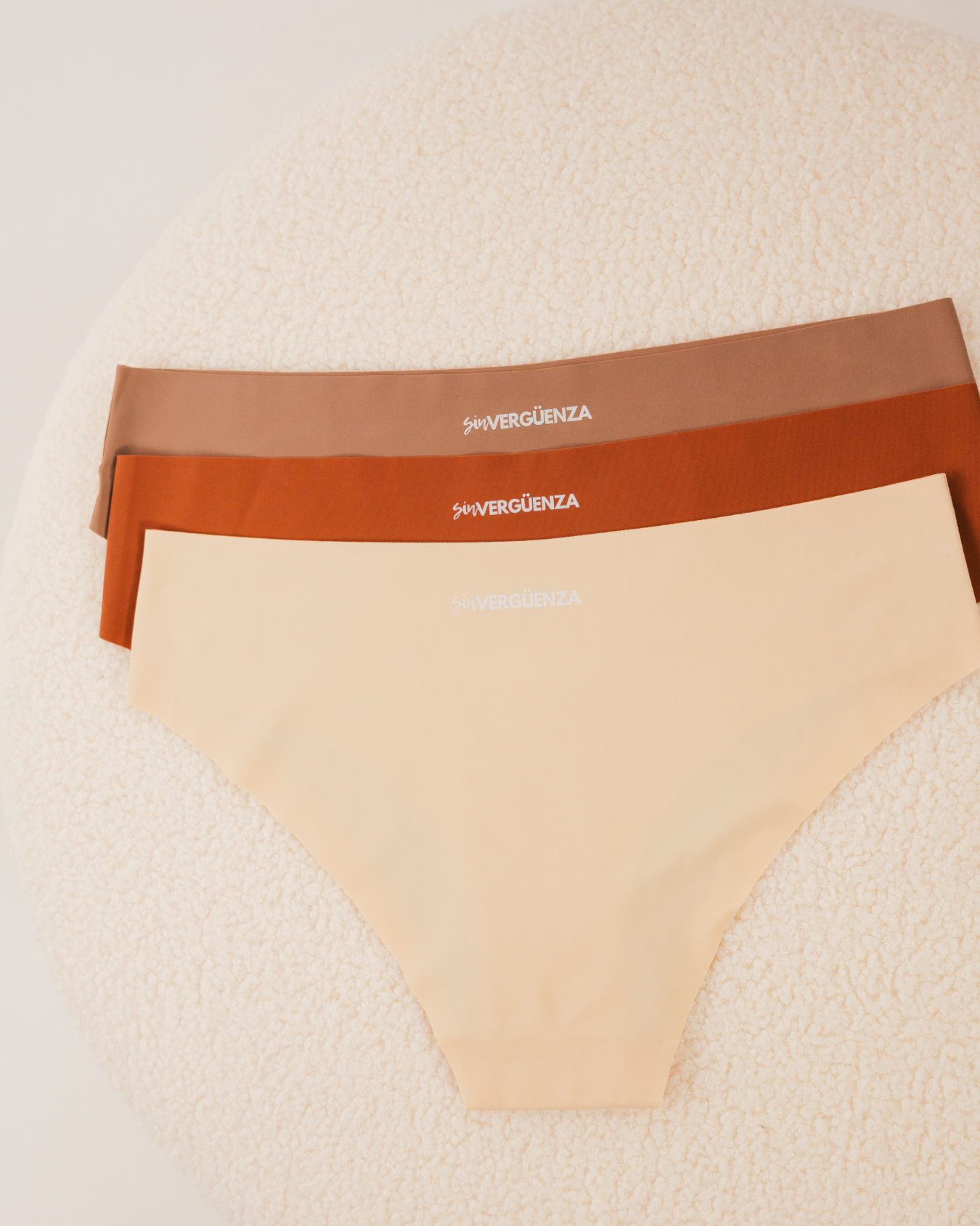 Panty „Lucía“ – 3er Set (Milk, Chocolate, Bronze)
